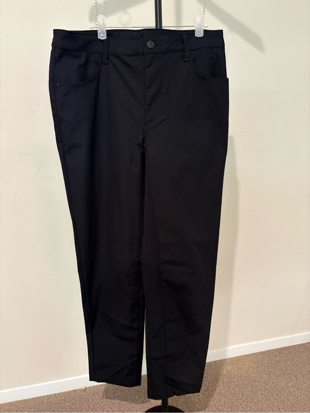 all in motion men Black golf Straight-Front Chinos 30x32
